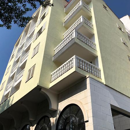Hotel Park 茨里克韦尼察 外观 照片