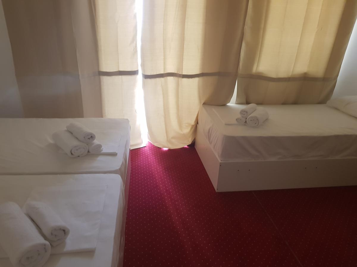 Hotel Park 茨里克韦尼察 外观 照片