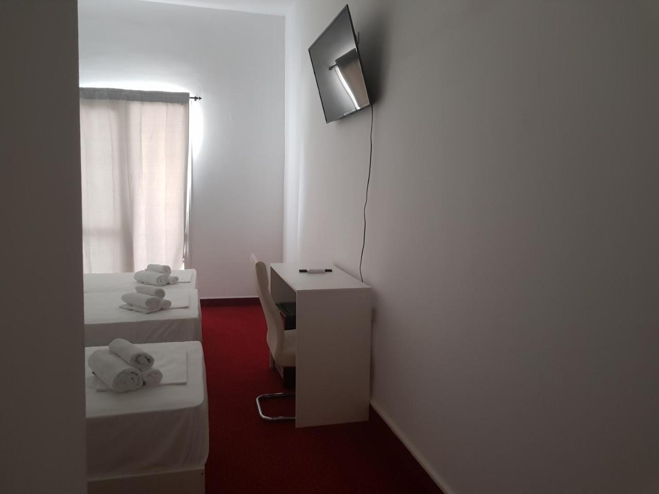 Hotel Park 茨里克韦尼察 外观 照片