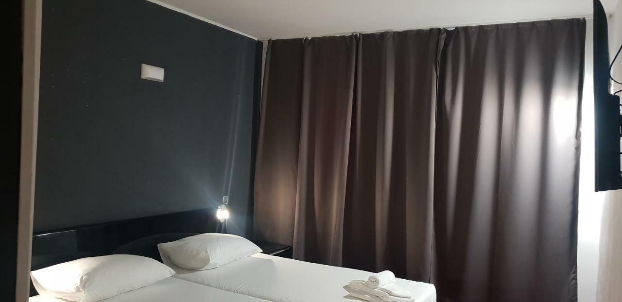 Hotel Park 茨里克韦尼察 外观 照片